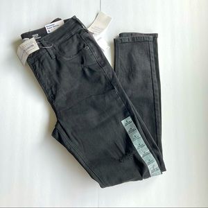 NWT Old Navy Rockstar Super Skinny High Rise Black Jeans Women’s Size 4